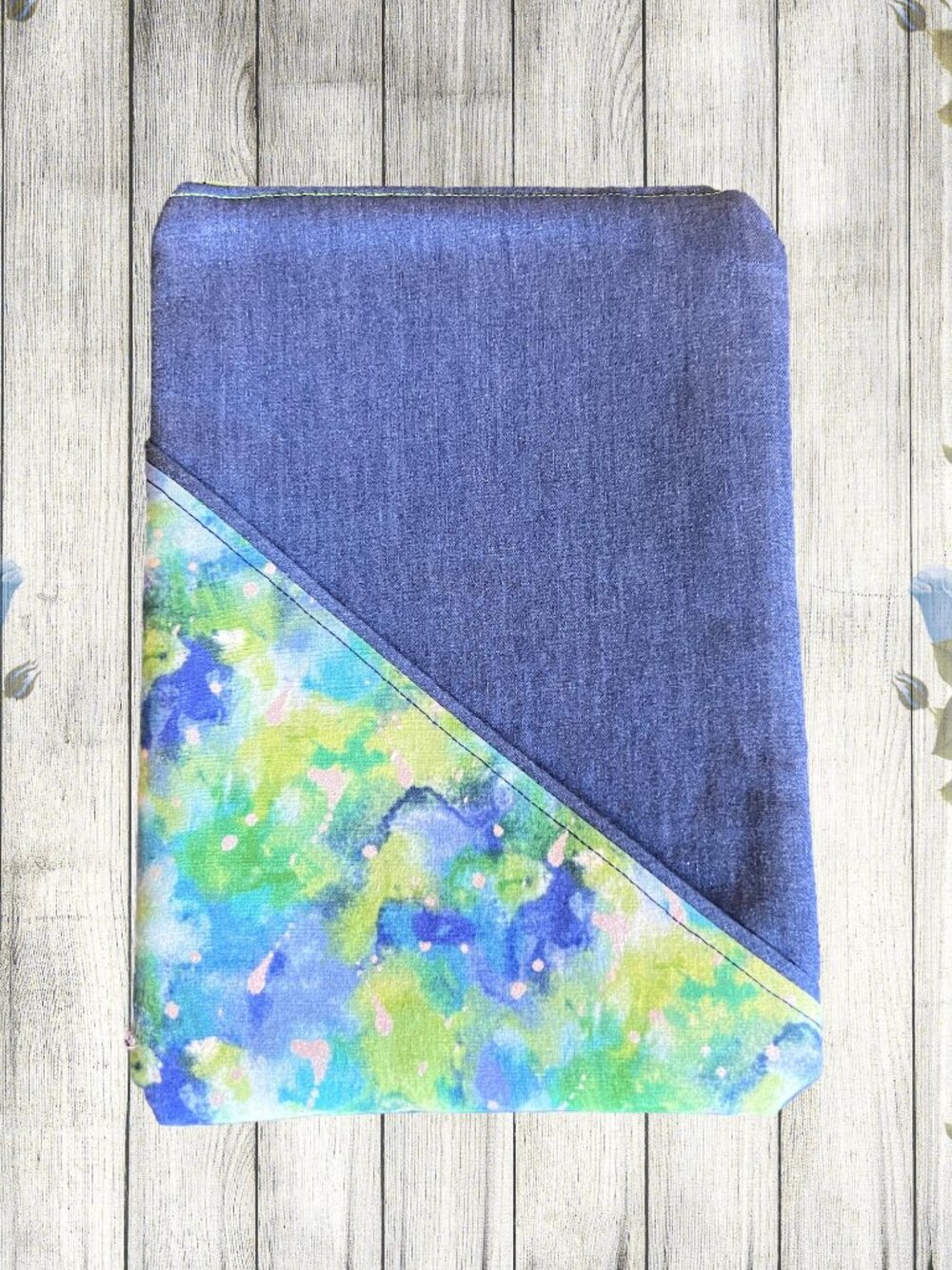 NWOT Small Padded Book Sleeve with Front Pocket: Denim eReader Zipper Pouch